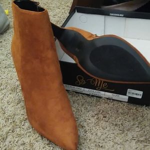 Size 10 camel boot